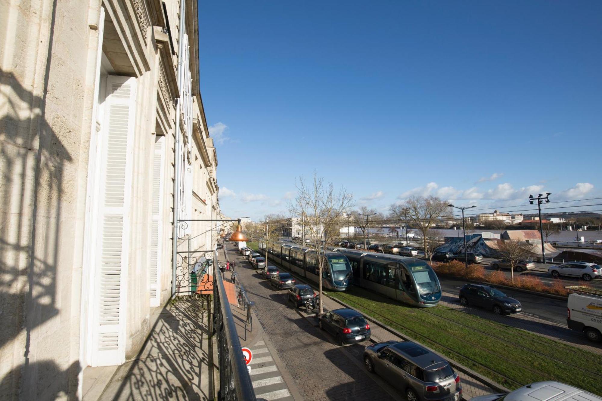 Appartement Sur Les Quais De Bordeaux Exterior photo