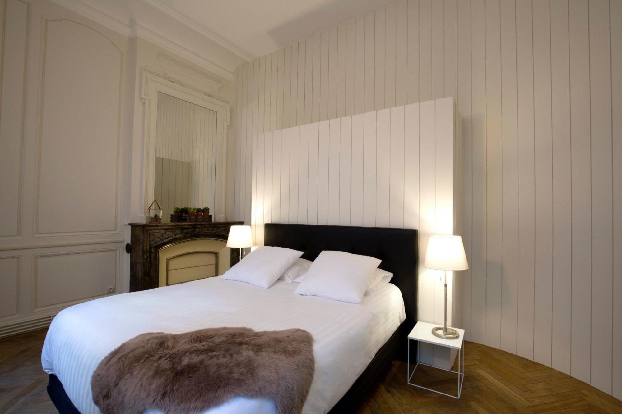 Appartement Sur Les Quais De Bordeaux Exterior photo